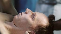 Кадр из фильма "Посредник" - 1