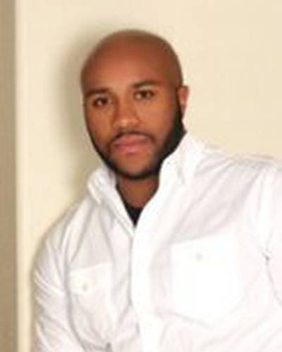 Нат Джонс фото