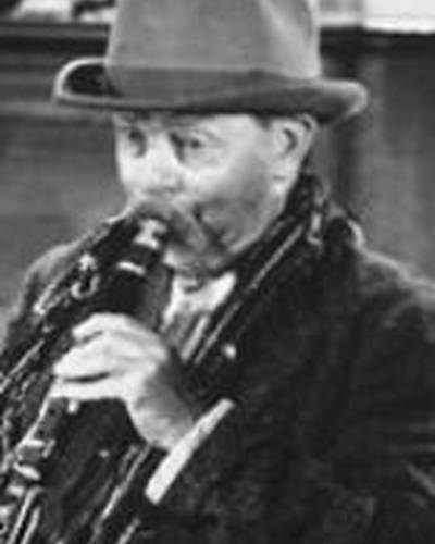 Джулиан Людвиг фото