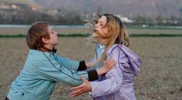 Кадр из фильма "Сестра" - 2