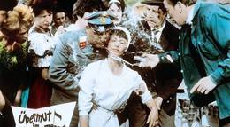 Кадр из фильма "Озорство в Зальцкаммергут" - 1