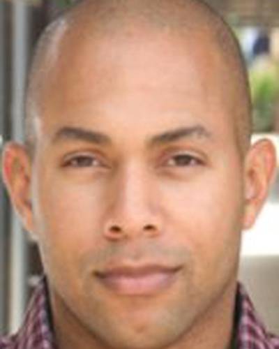 Шэйн Уоррен Джонс фото