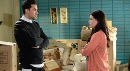 Кадр из фильма "Шиттс Крик" - 2