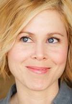 Эйприл Холл фото