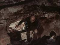 Кадр Волшебная бекеша