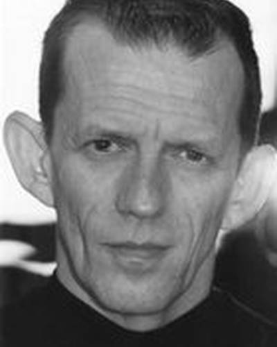 Эзра Баззингтон фото