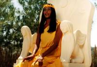 Кадр Божественная Эмануэлль: Культ любви