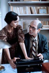 Кадр Генри и Джун