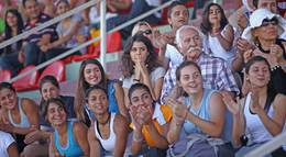 Кадр из фильма "Крылья в ночи" - 1