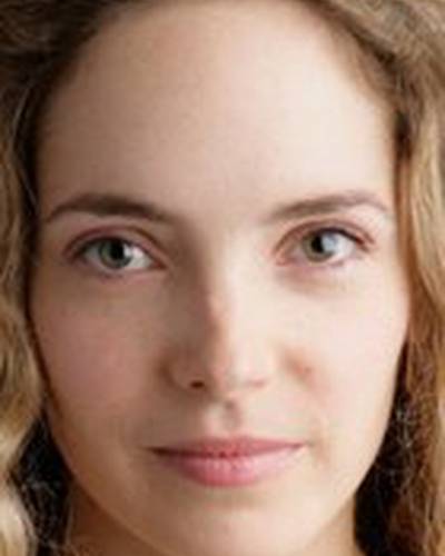 Лора Вайссбеккер фото