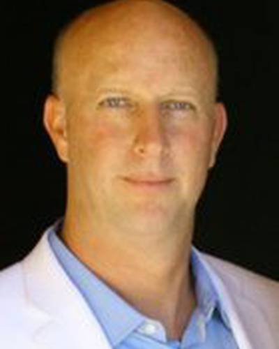 Чарли Брюэр фото