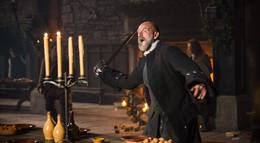 Кадр из фильма "Чужестранка" - 2