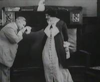 Кадр Дядюшкина квартира