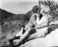 Кадр Банда в мини-юбках