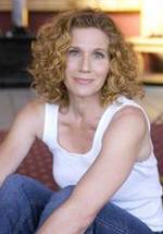 Гвинит Уолш фото