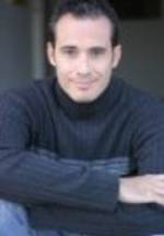 Адам Филдс фото