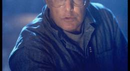 Кадр из фильма "Сезон охоты" - 1