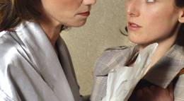 Кадр из фильма "Рисующий кровью" - 2