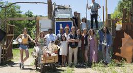 Кадр из фильма "Problemos" - 2