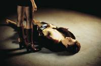 Кадр Капли дождя на раскаленных скалах