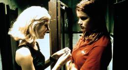 Кадр из фильма "Все обо мне" - 1