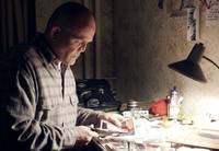 Кадр Рисующий кровью