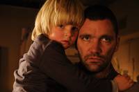 Кадр Эффект домино