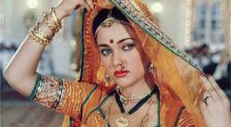 Кадр из фильма "Ганг, твои воды замутились" - 1