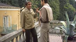 Кадр из фильма "Защитные цвета" - 1