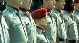 Кадр из фильма "Рядовой Бенджамин" - 2