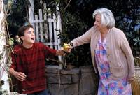 Кадр Малкольм в центре внимания