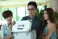 Кадр Туз в рукаве