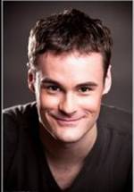 Риз Беван-Джон фото