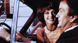 Кадр из фильма "Объятия и прочие штучки" - 1