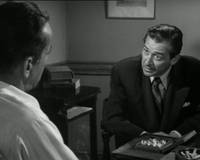 Кадр Стучись в любую дверь