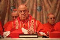 Кадр У нас есть Папа