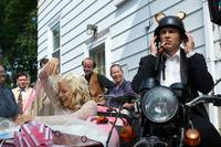 Кадр Медовый месяц Камиллы