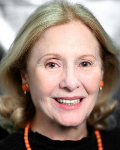 Джулия Лаццарини фото