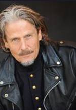 Елиас МакКейб фото