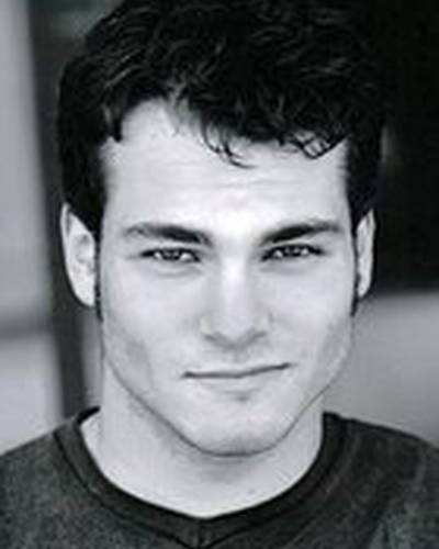 Шон Робертс фото