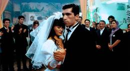 Кадр из фильма "Дети апреля" - 1