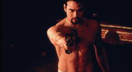 Кадр из фильма "Красный след" - 2