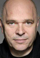 Энтони Мингелла