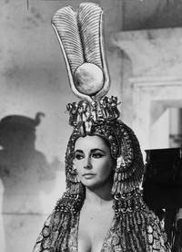 Кадр Клеопатра