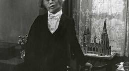 Кадр из фильма "Человек-слон" - 2