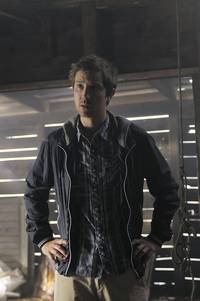 Кадр Быть человеком