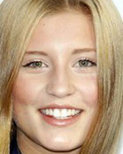 Луна Швайгер фото