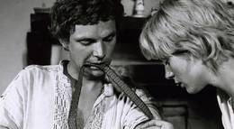 Кадр из фильма "Ещё" - 2