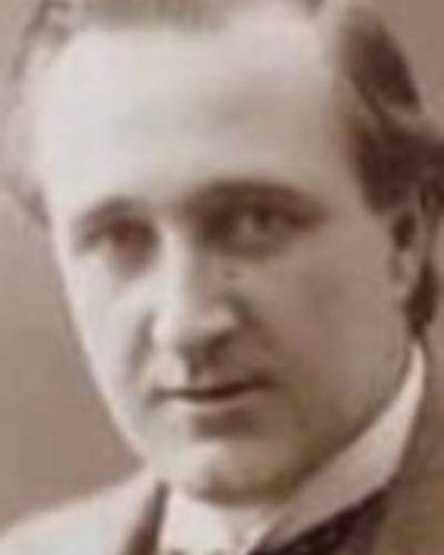 Роберт Сторм Петерсен фото