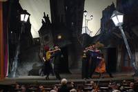 Кадр Париж! Париж!